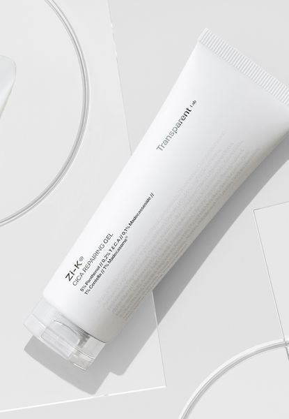 Відновлюючий гель для обличчя з екстрактом центели Zi-K Calming Face Gel Transparent Lab 100 ml 0888 фото