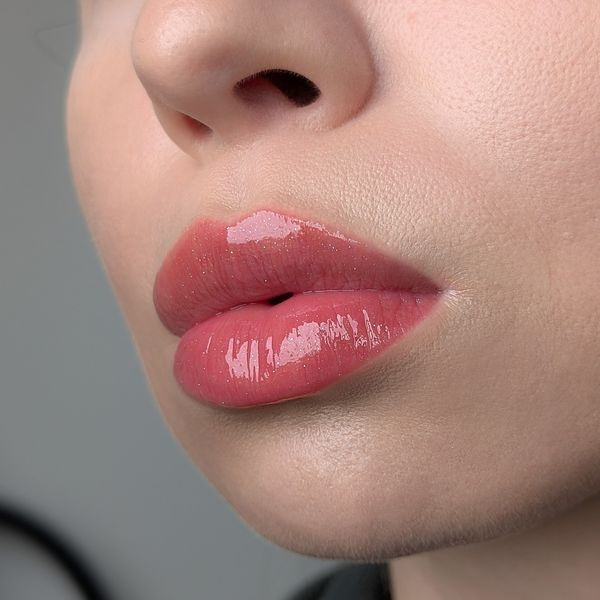 Lipper блиск для губ Smells like money 22 фото